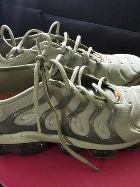 Nike Olive Green and Black VaporMax-style Women’s Sneakers